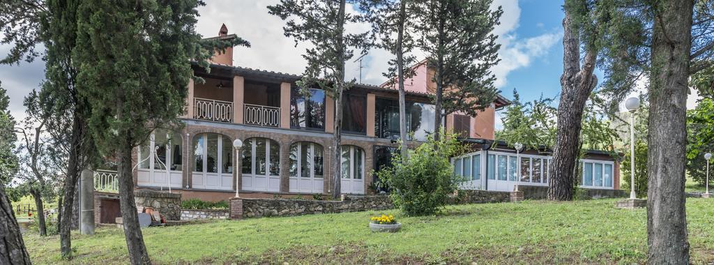 Hotel Il Cavallino Blu Volterra Kültér fotó